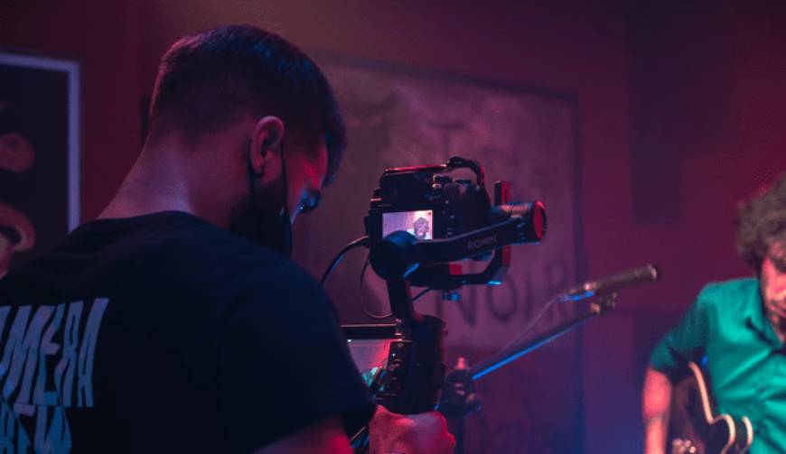 匠心雕琢视觉盛宴！专业鸡冠区产品视频拍摄公司赋能品牌价值