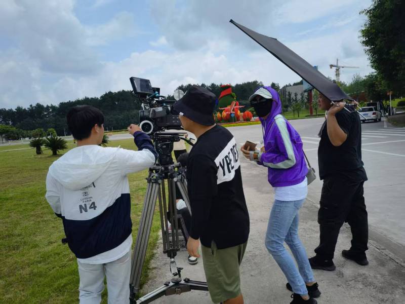 鸡冠区极致互动，未来愿景宏大，致力于成为全球领先的产品宣传视频企业