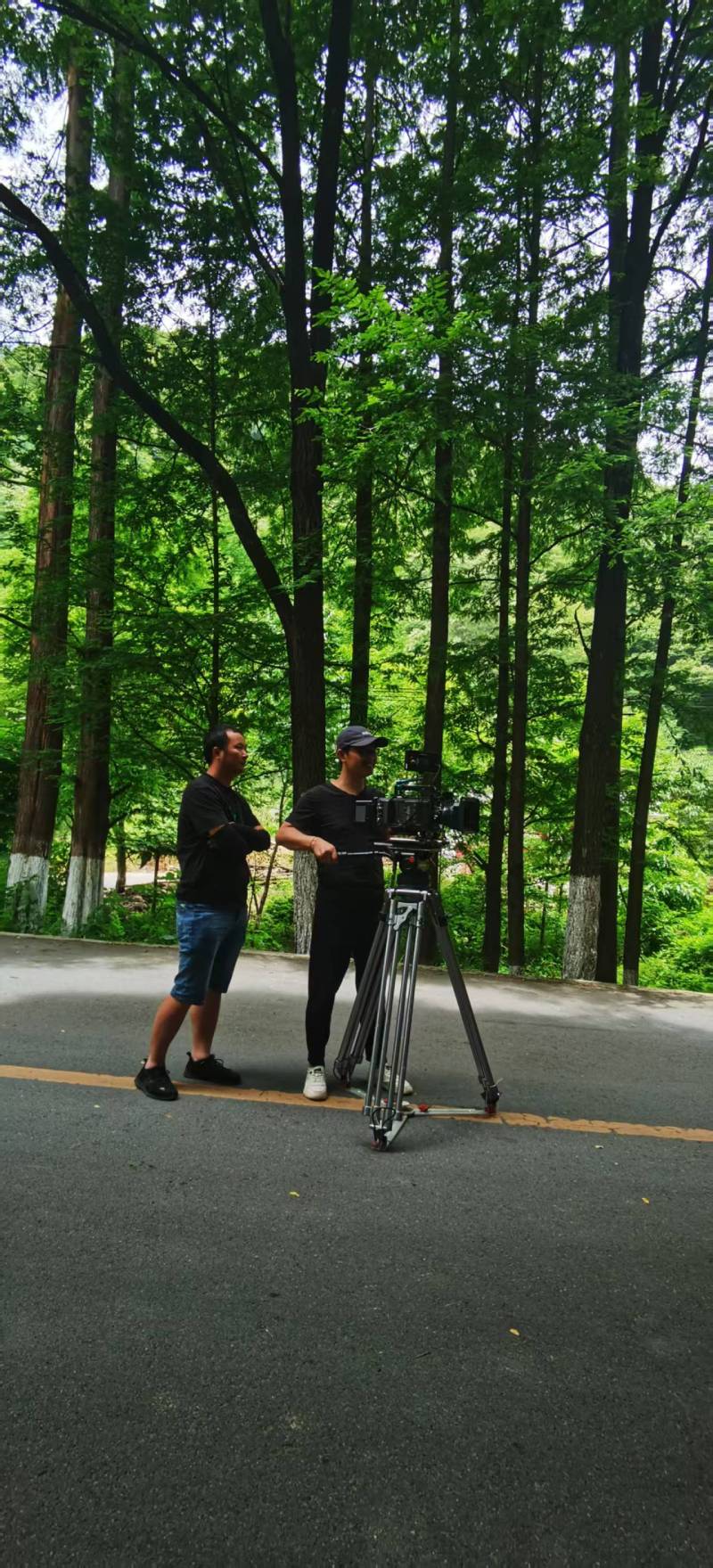 解锁鸡冠区电商产品视频拍摄制作新路径，助力产品销量狂飙